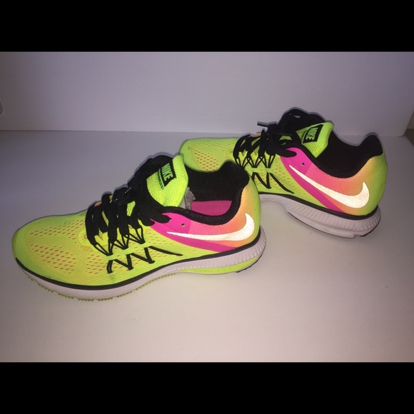 Nike Zoom Sneaker size 8 - Picture 5 of 5